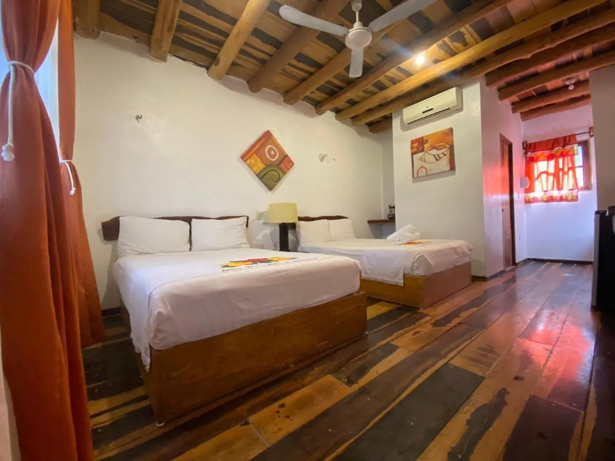 Hotel Don Panchon y Maruxa Isla Holbox 3*,