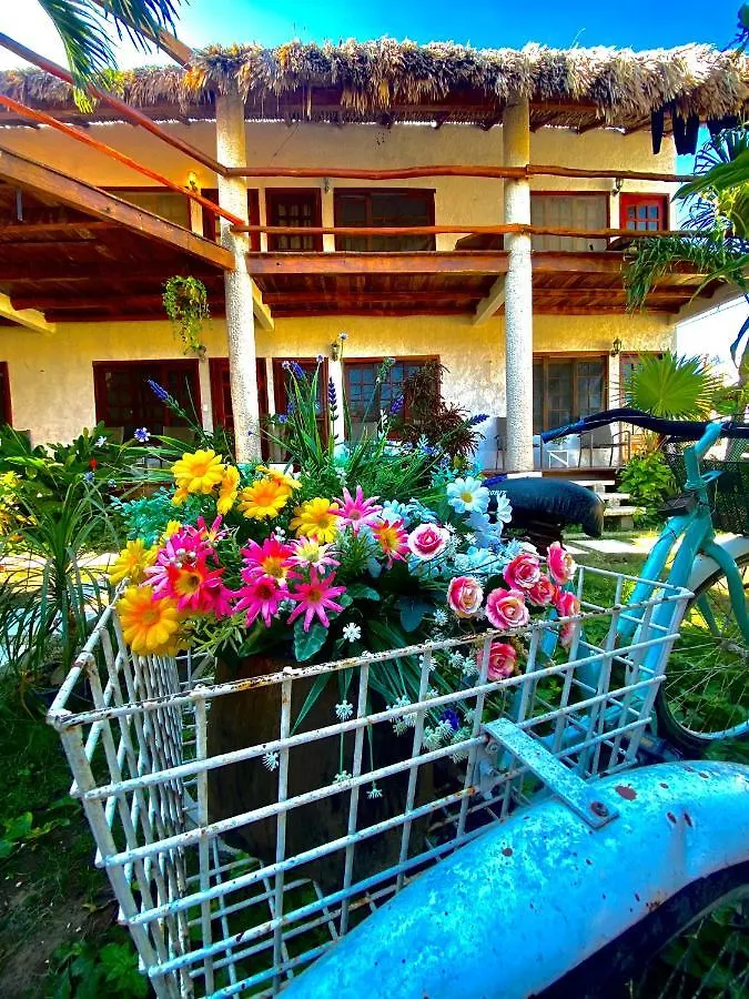 Don Panchon Y Maruxa Hotel Isla Holbox